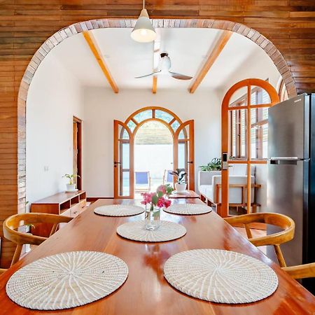 Markisa Villas - Private Pool Villas On Гили Еър Екстериор снимка